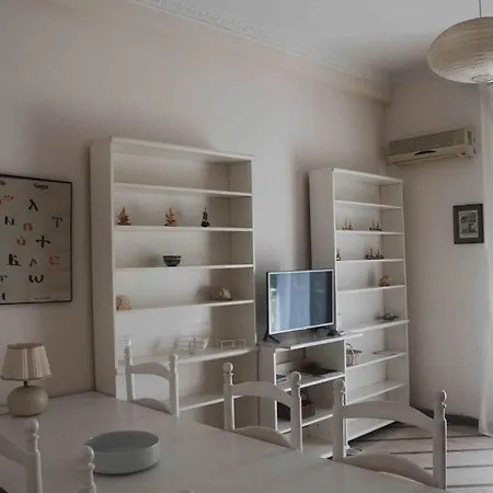 Trendy 2 Bedrooms